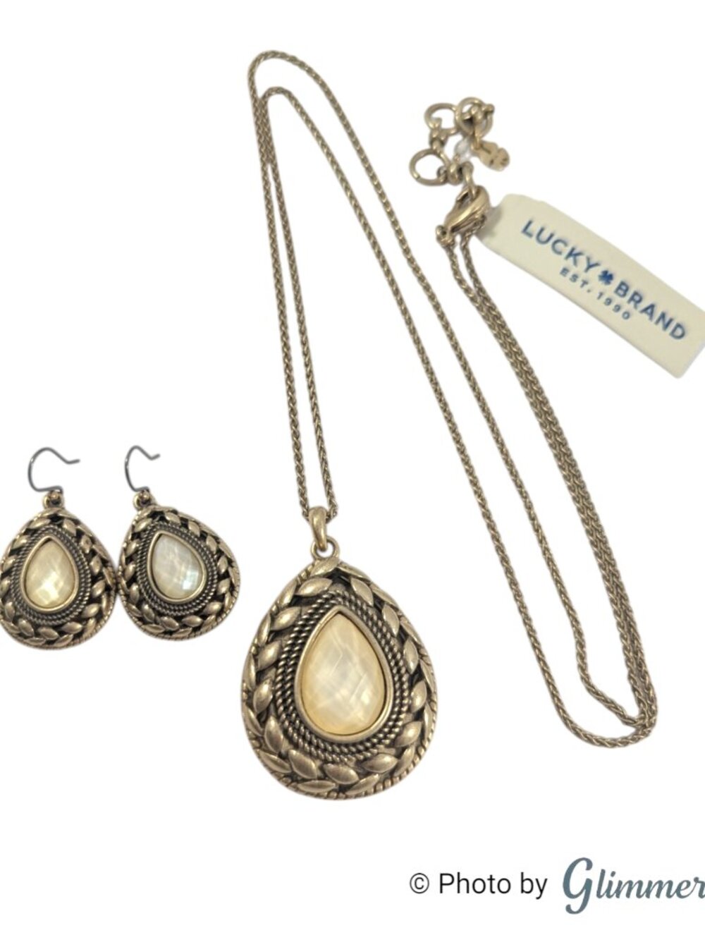 Lucky Brand Teardrop Pendant Necklace Earrings Set Gold Tone Jewelry Set